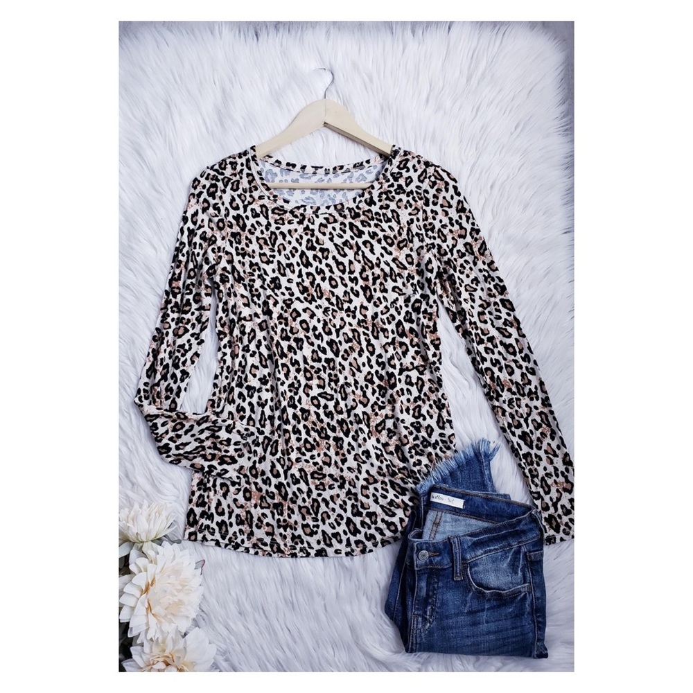 Maurice’s Leopard Print Long Sleeve Top